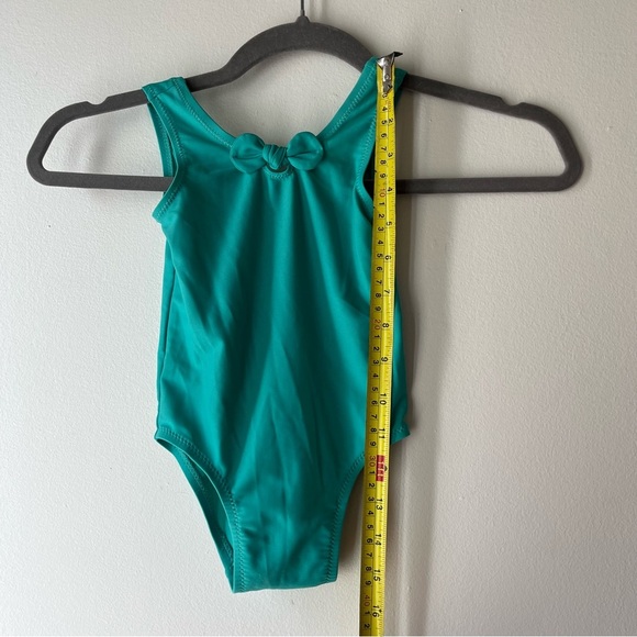 🌼 5/$25 Old Navy Girl Green One-Piece Swimsuit 12–18M | Bow Front Bathing Suit - Picture 6 of 7